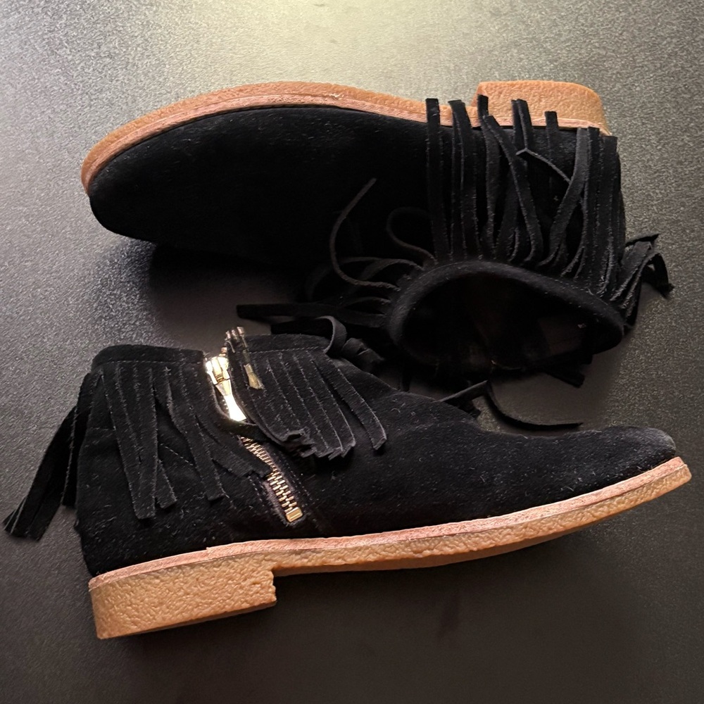 Kate Spade Womens Size 7.5 Black Bettie Suede‎ Fringe Ankle Booties side zip